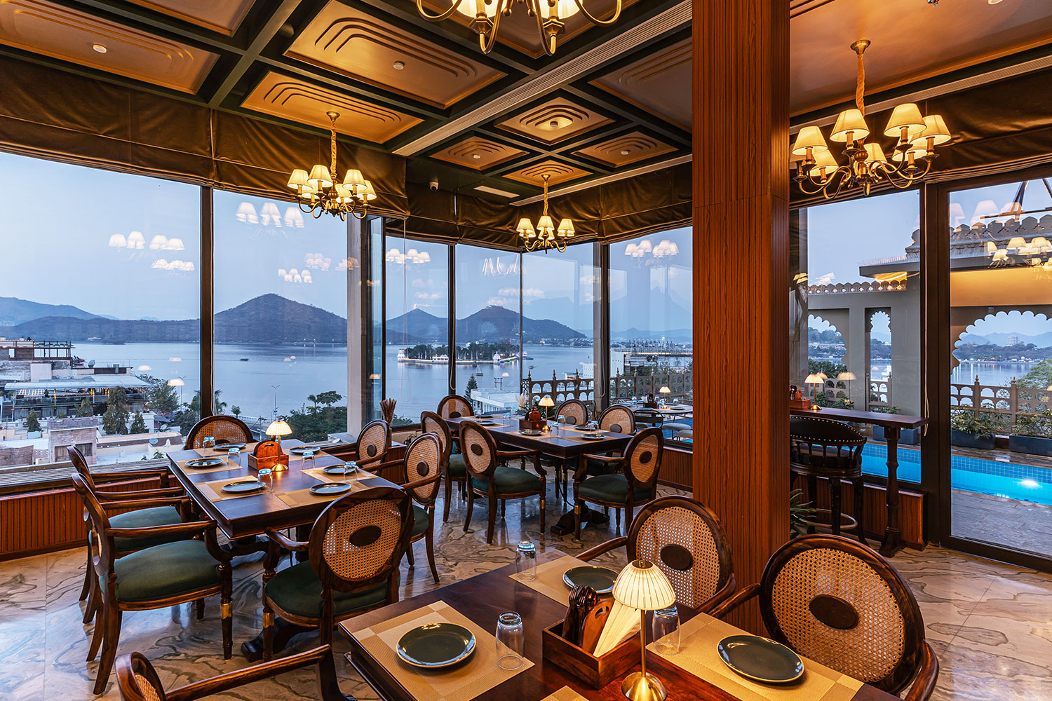 OLAIR BAR Restaurant